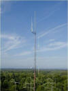441700 repeater antenna and tower.jpg (30720 bytes)
